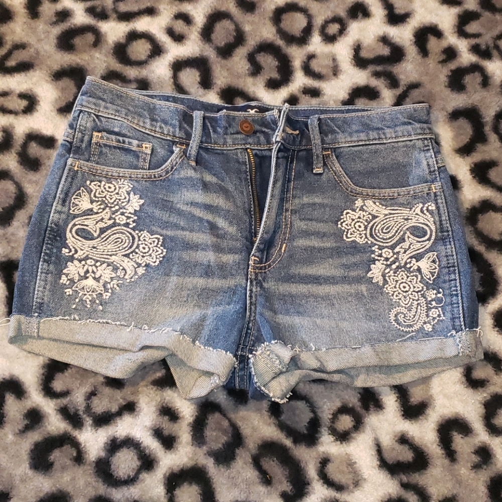 NWT New Hollister high rise shorts